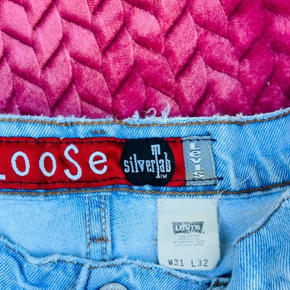 🌸Vintage light wash silvertab Levi’s jeans - Picture 4 of 7
